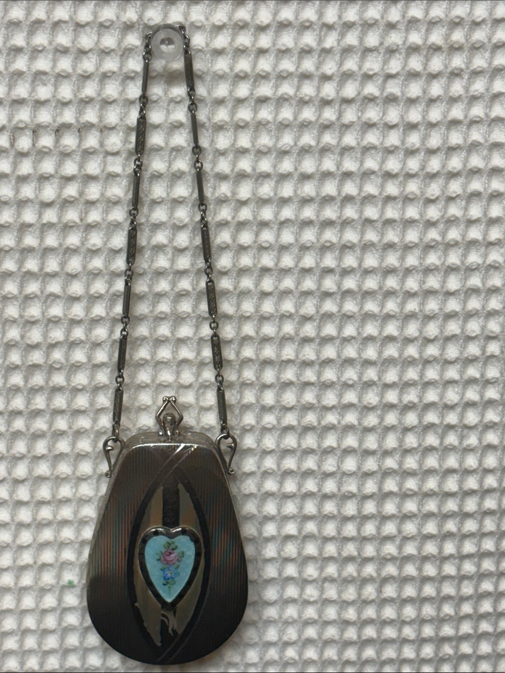 Wristlet compact - Picture 3 of 13